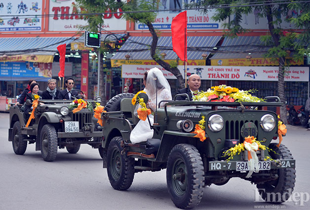 Dịch vụ thuê xe cưới hỏi Jeep Đà Nẵng